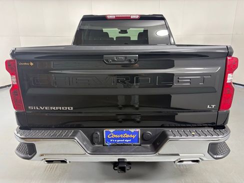 Used 2025 Chevrolet Silverado 1500 LT w/ Z71 Off-Road Package image 8