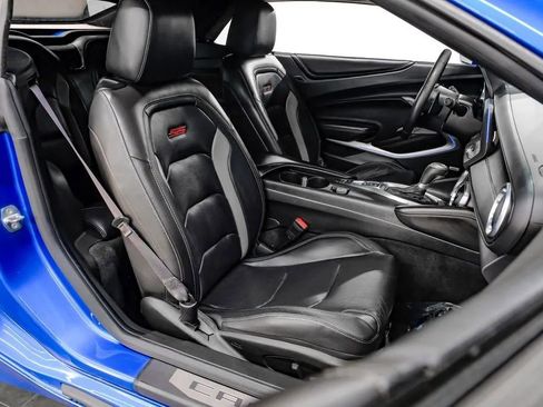 Used 2017 Chevrolet Camaro SS RWD image 43
