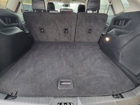 Used 2024 Ford Edge Titanium image 41