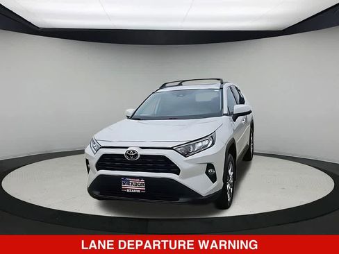 Used 2021 Toyota RAV4 XLE Premium FWD image 3