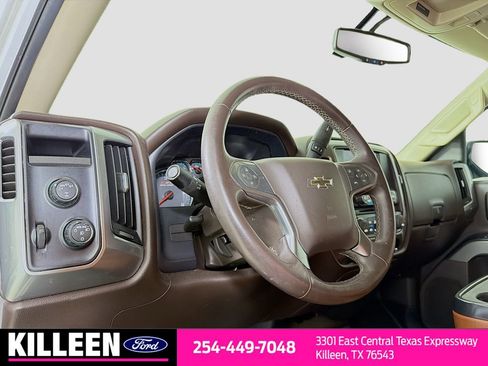 Used 2017 Chevrolet Silverado 1500 LT w/ All Star Edition image 10