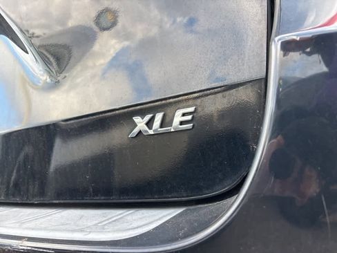 Used 2015 Toyota Sienna XLE Premium image 5