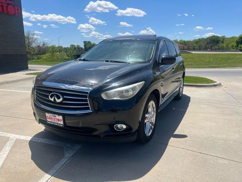 Used 2013 INFINITI JX35 AWD w/ Premium Pkg image 2