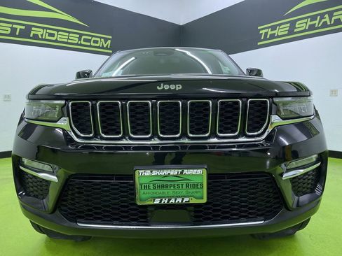 Used 2022 Jeep Grand Cherokee Limited image 3