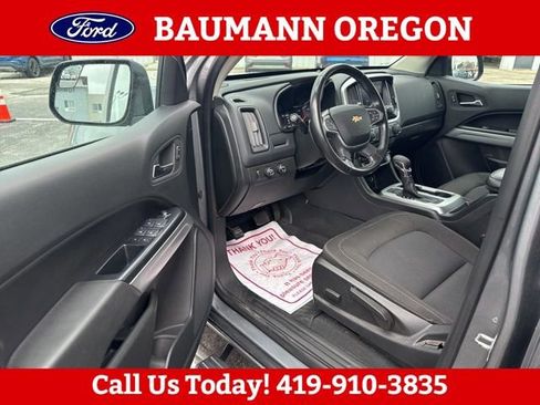 Used 2022 Chevrolet Colorado LT w/ LT Convenience Package AWD/4WD image 13