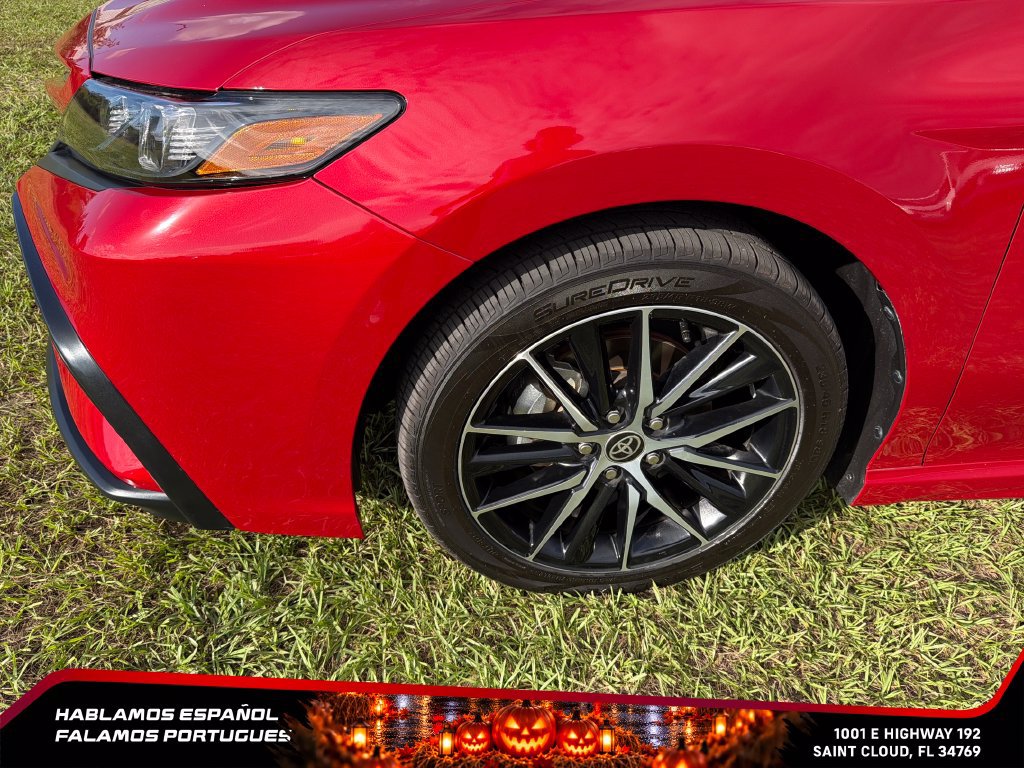 Used 2024 Toyota Camry SE FWD image 10