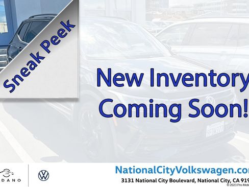 Used 2023 Volkswagen Tiguan SE R-Line FWD image 1