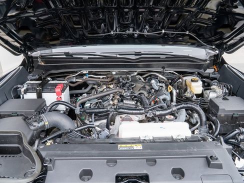 Certified 2024 Toyota Tacoma SR5 image 18