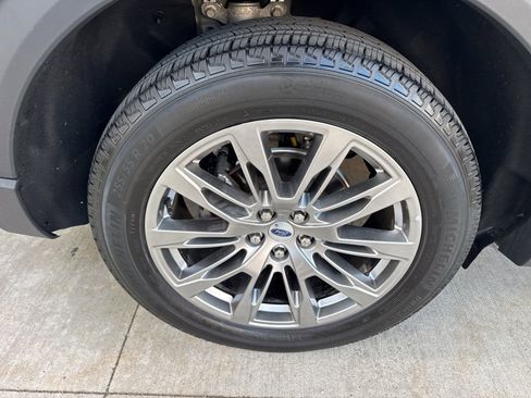 Certified 2025 Ford Explorer Active w/ Active Comfort Package AWD/4WD image 21