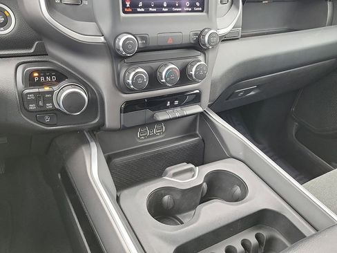 Used 2020 RAM 1500 Big Horn AWD/4WD image 17