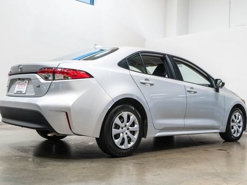 Used 2024 Toyota Corolla LE FWD image 9