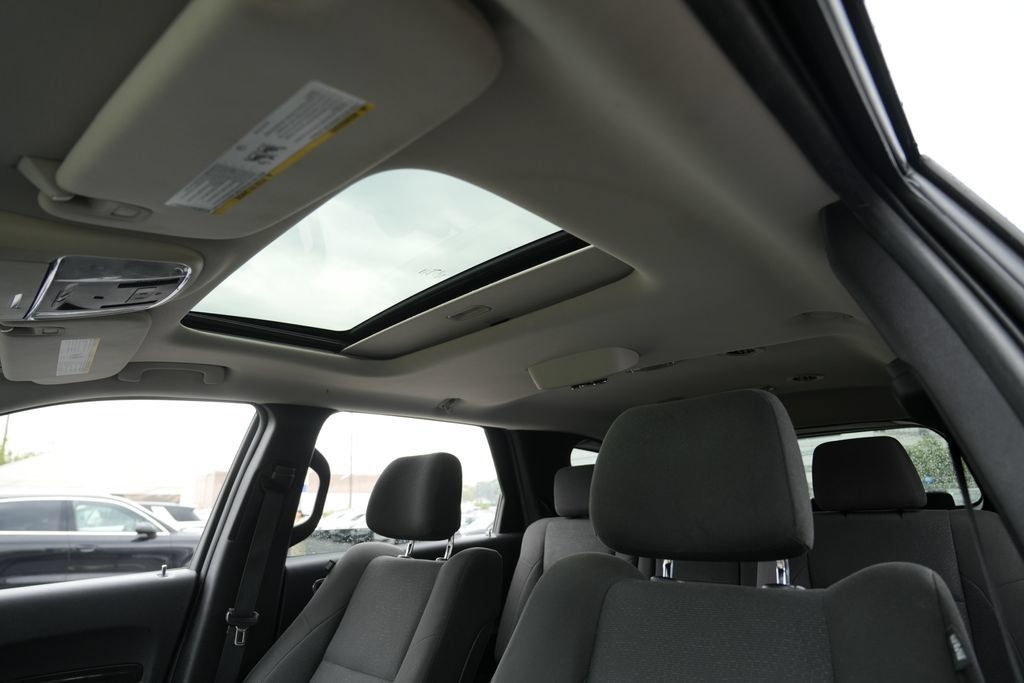 Used 2011 Dodge Durango Crew AWD/4WD image 23