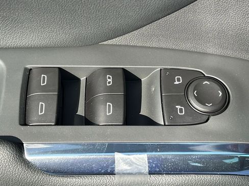 New 2026 Chevrolet Traverse Z71 w/ Enhanced Driving Package AWD/4WD image 29