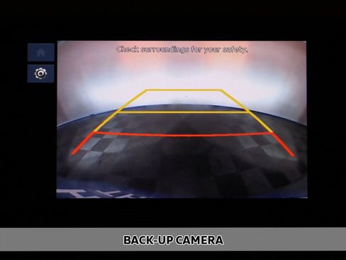 Used 2023 Hyundai Venue SEL w/ Cargo Package image 4