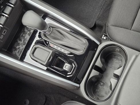 New 2026 Chevrolet Colorado LT image 15