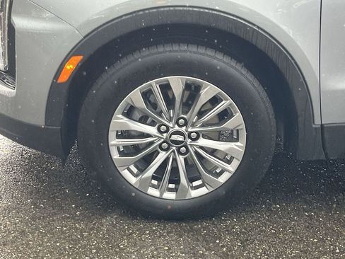 Used 2024 Cadillac XT4 Premium Luxury image 25