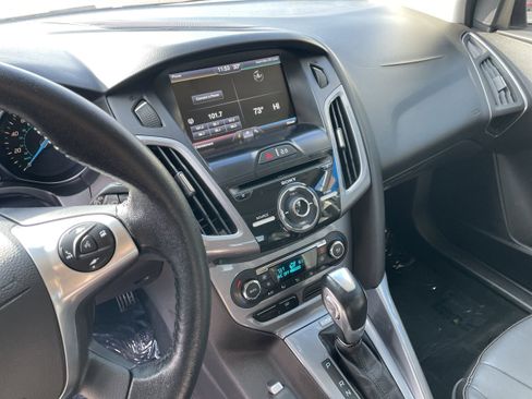 Used 2014 Ford Focus Titanium image 14