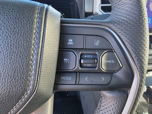 Used 2025 Toyota Tundra Limited image 26