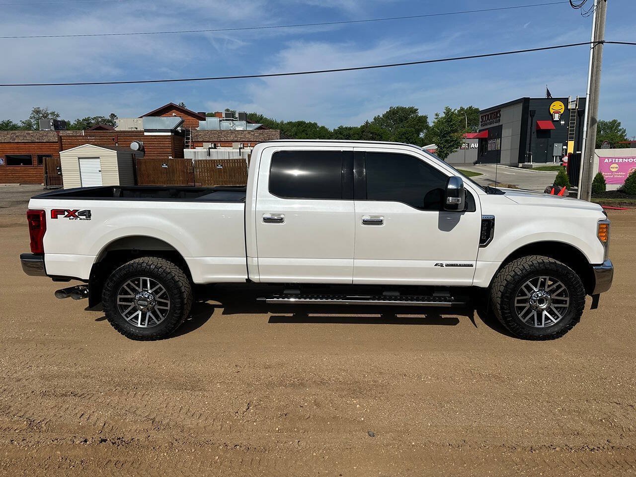 Used 2017 Ford F250 Lariat w/ Chrome Package AWD/4WD image 6