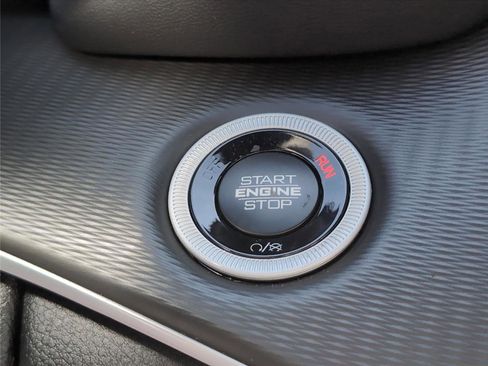 New 2025 Jeep Grand Cherokee Altitude image 26