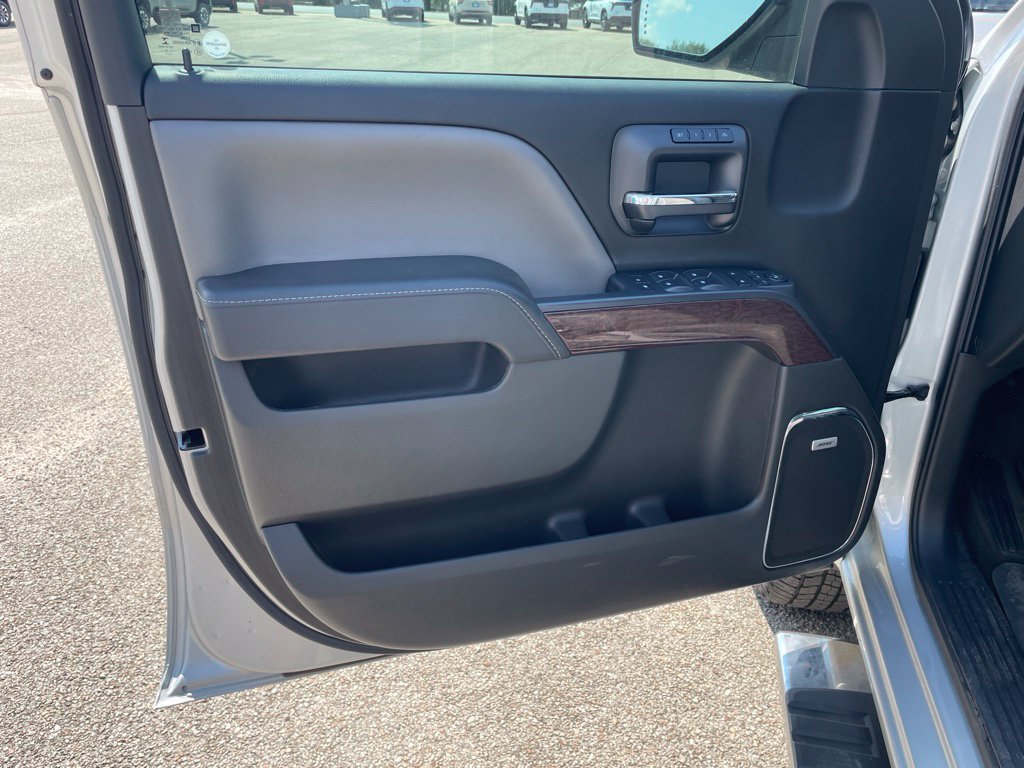 Used 2016 GMC Sierra 1500 SLT w/ SLT Premium Package AWD/4WD image 13
