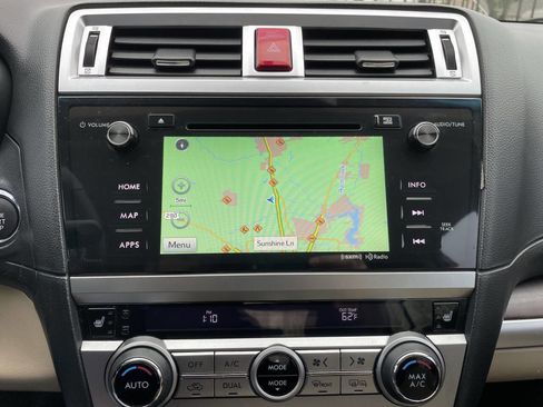 Used 2015 Subaru Outback 2.5i Limited image 35