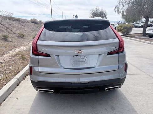 Used 2025 Cadillac XT4 Premium Luxury image 7