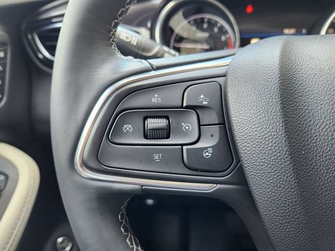 Used 2022 Buick Encore GX Essence w/ Advanced Technology Package FWD image 29