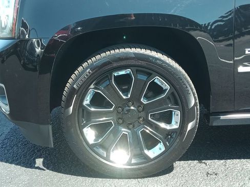 Used 2020 GMC Yukon Denali AWD/4WD image 29
