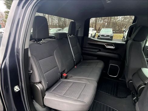 Used 2022 Chevrolet Silverado 1500 LT image 15