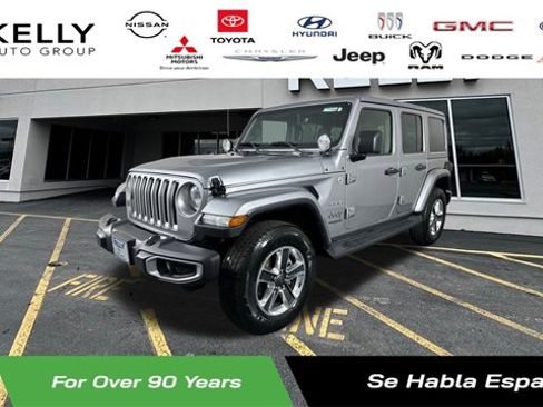Used 2018 Jeep Wrangler Unlimited Sahara image 1