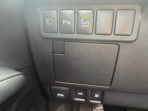 Used 2018 Lexus ES 350 w/ Luxury Package w/Wood Trim FWD image 29
