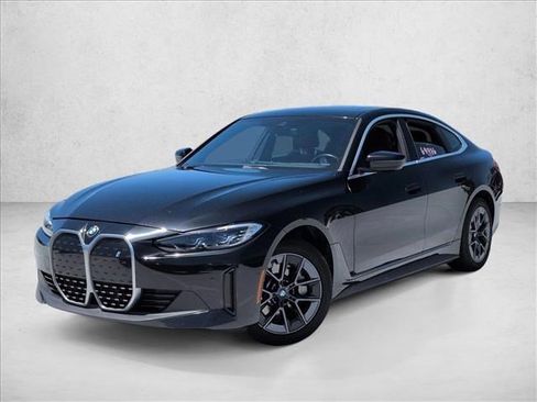 Used 2023 BMW i4 eDrive35 RWD image 1