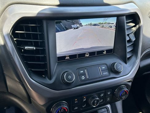 Used 2022 GMC Acadia AT4 w/ Preferred Package AWD/4WD image 15