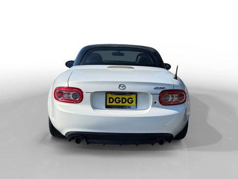 Used 2013 MAZDA MX-5 Miata Club RWD image 4