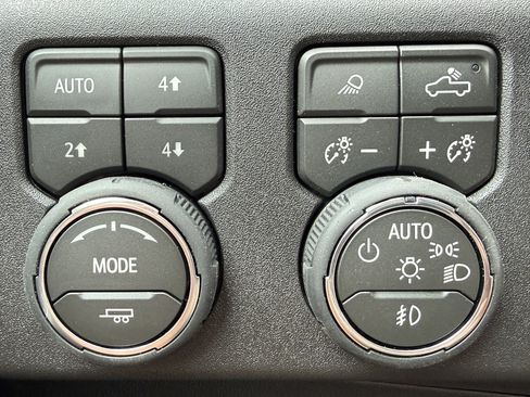 New 2026 Chevrolet Silverado 3500 LT AWD/4WD image 32