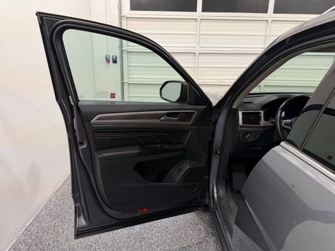 Used 2021 Volkswagen Atlas SEL Premium AWD/4WD image 21