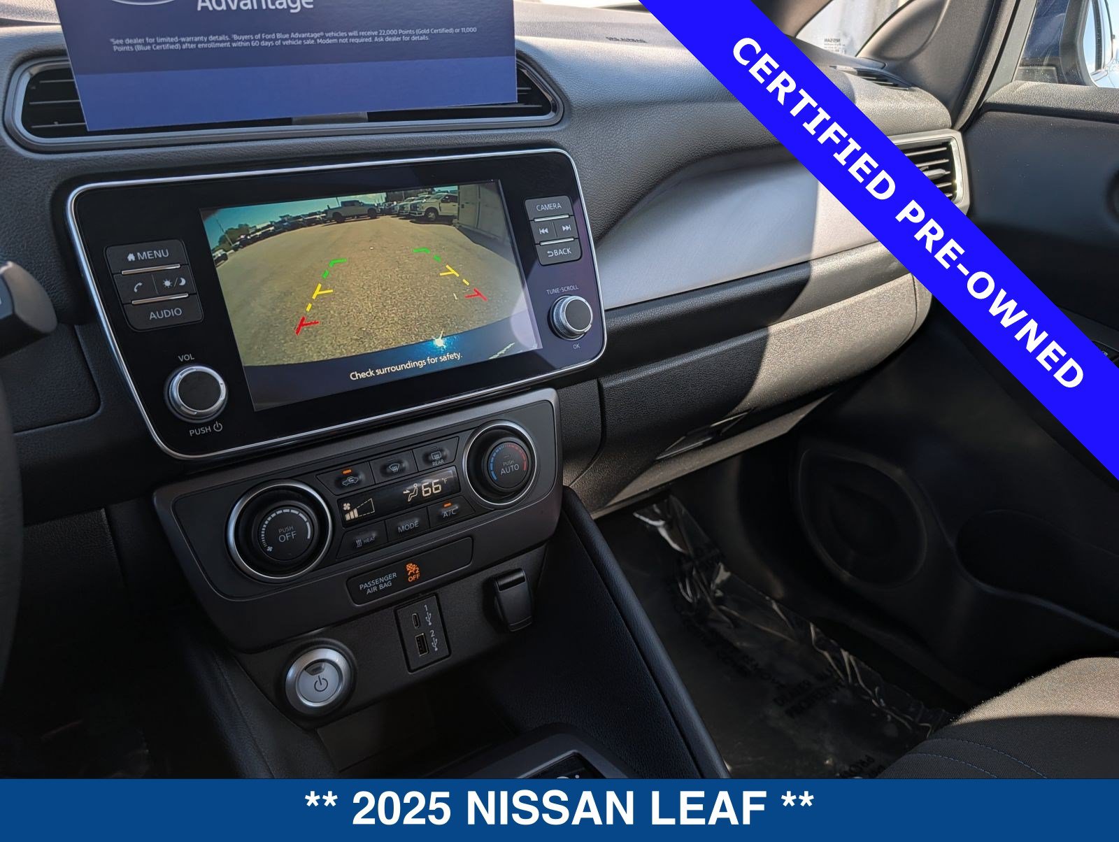 Used 2025 Nissan Leaf S FWD image 30