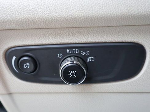 Used 2023 Buick Envision Preferred FWD image 35