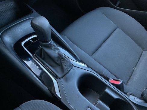 Used 2024 Toyota Corolla LE image 33