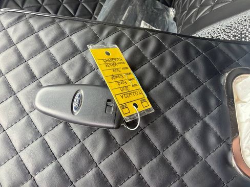 Used 2019 Ford Escape SE AWD/4WD image 14