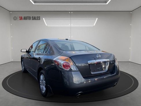 Used 2010 Nissan Altima 2.5 SL w/ SL Pkg image 3