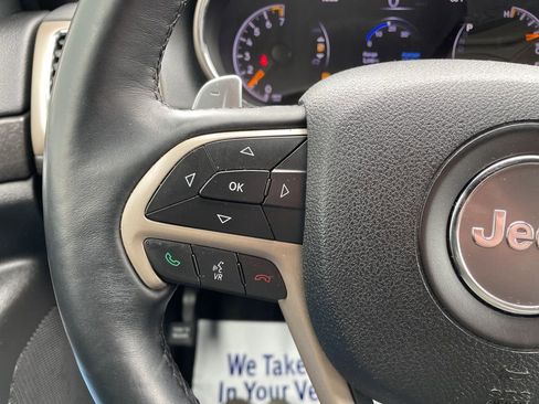 Used 2017 Jeep Grand Cherokee Laredo w/ Quick Order Package 23E image 25