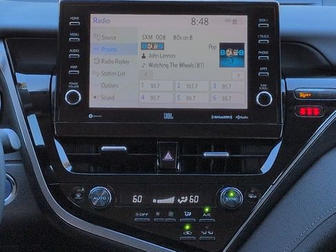 Used 2022 Toyota Camry XLE w/ Navigation Upgrade Package FWD image 16