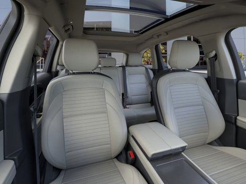 New 2026 Lincoln Nautilus Reserve w/ Jet Appearance Package image 9