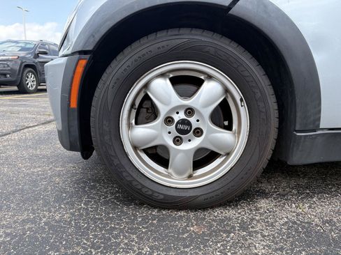 Used 2005 MINI Cooper Convertible FWD image 14