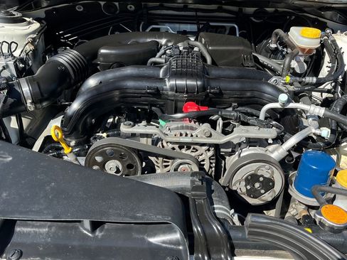 Used 2013 Subaru Crosstrek 2.0i Limited image 20