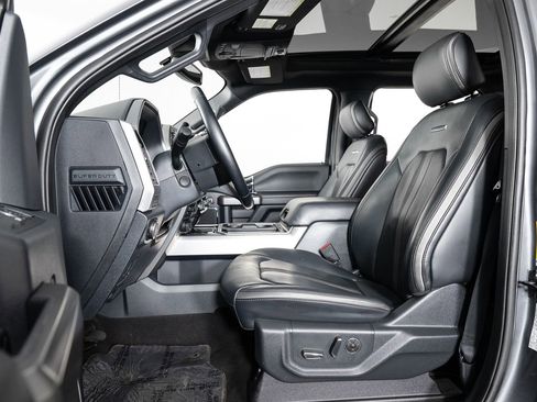 Used 2022 Ford F250 Platinum w/ Tremor Off-Road Package image 14