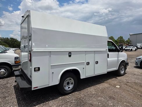 New 2026 Chevrolet Express 3500 w/ Power Convenience Package RWD image 16