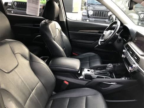 Used 2022 Kia Telluride SX w/ Nightfall Edition Package image 33